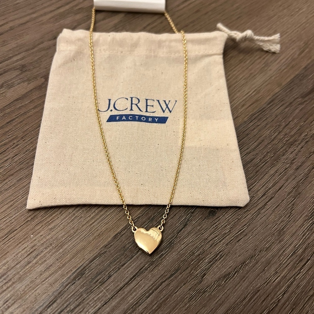 J. Crew Gold Necklace with Vibrant Rhinestone Red Heart NWT - Picture 4 of 5